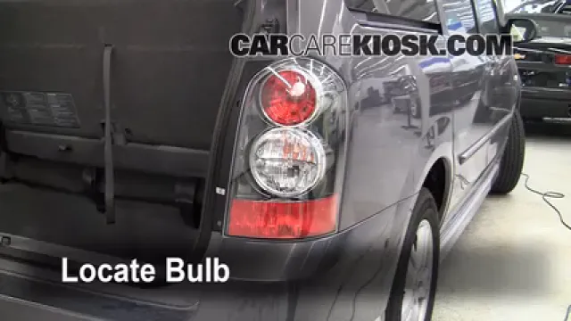 2006 Mazda MPV LX 3.0L V6 Éclairage Feu stop (remplacer ampoule)